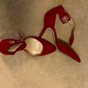 Audrey Brookes size 8 red pumps